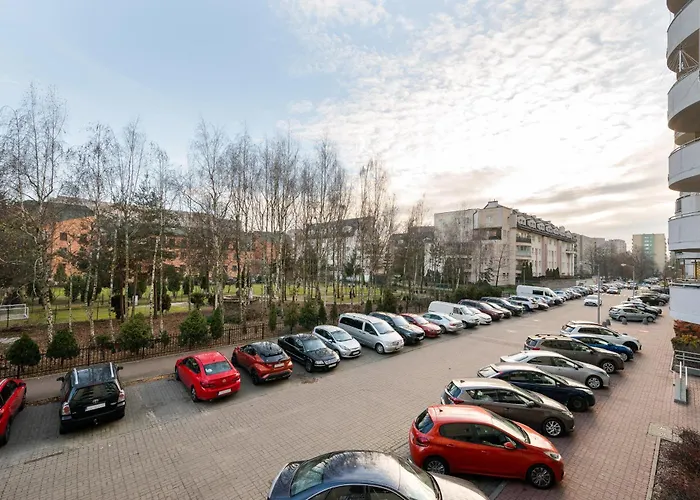 Bemowo Lotnisko Snug By Bookinghost Apartmán