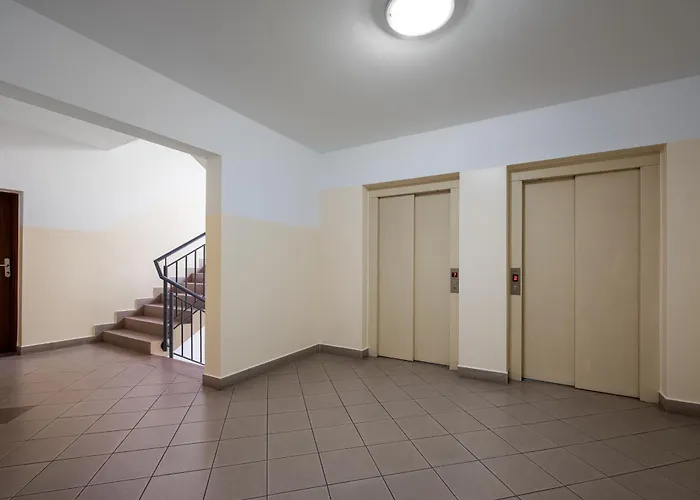 Appartamento Bemowo Lotnisko Snug By Bookinghost